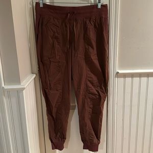 NWOT Lululemon Mid Rise Dance Studio Pants